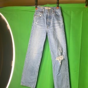 Levi’s Premium Ribcage Straight Jeans.